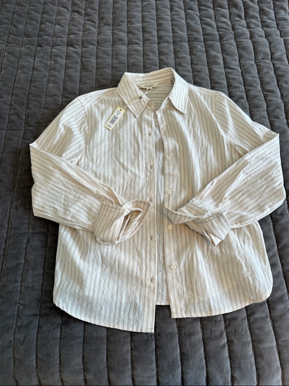 Max Studio London size S NWT long sleeve button up